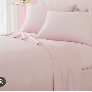Kate spade New York blush pink twin size sheet set top and bottom